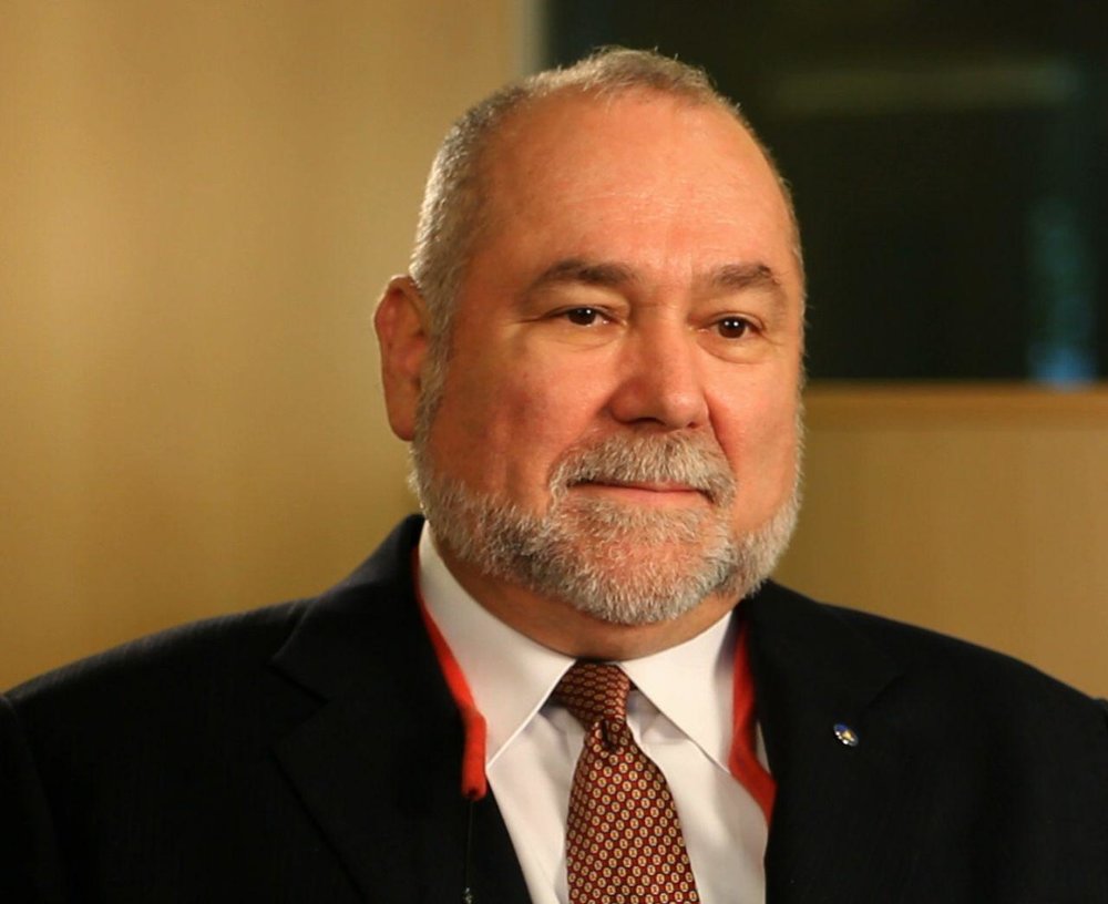 Robert David Steele