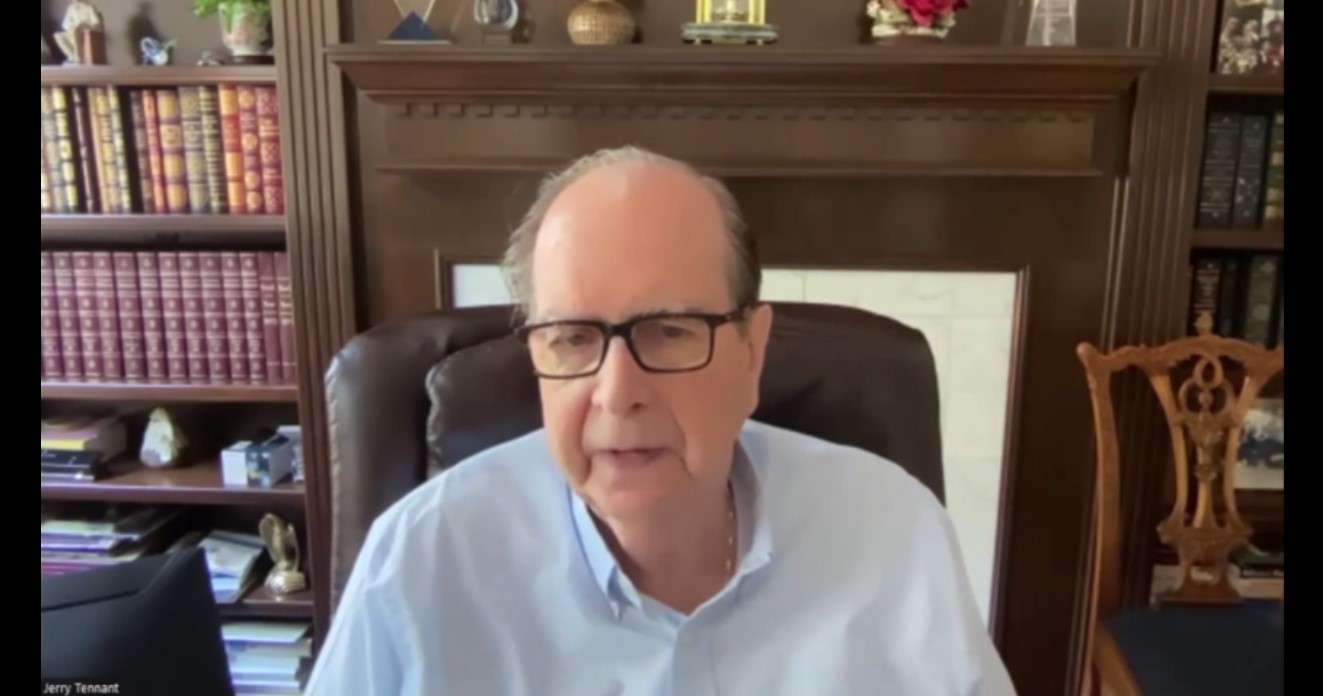 Dr Jerry Tennant
