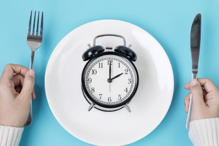 Clock On Empty Plate